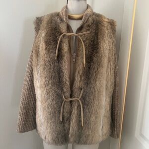Women's Faux Fur & Suede Vest Coat with Knit Sleeves L Cheyenne by Hillmoor